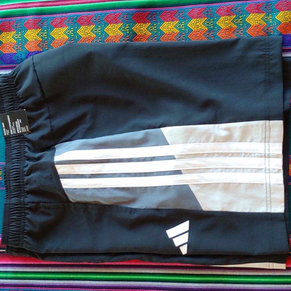 Adidas Men's Training Athletic Shorts Black and White Stripes Size Large NWT - Picture 11 of 16